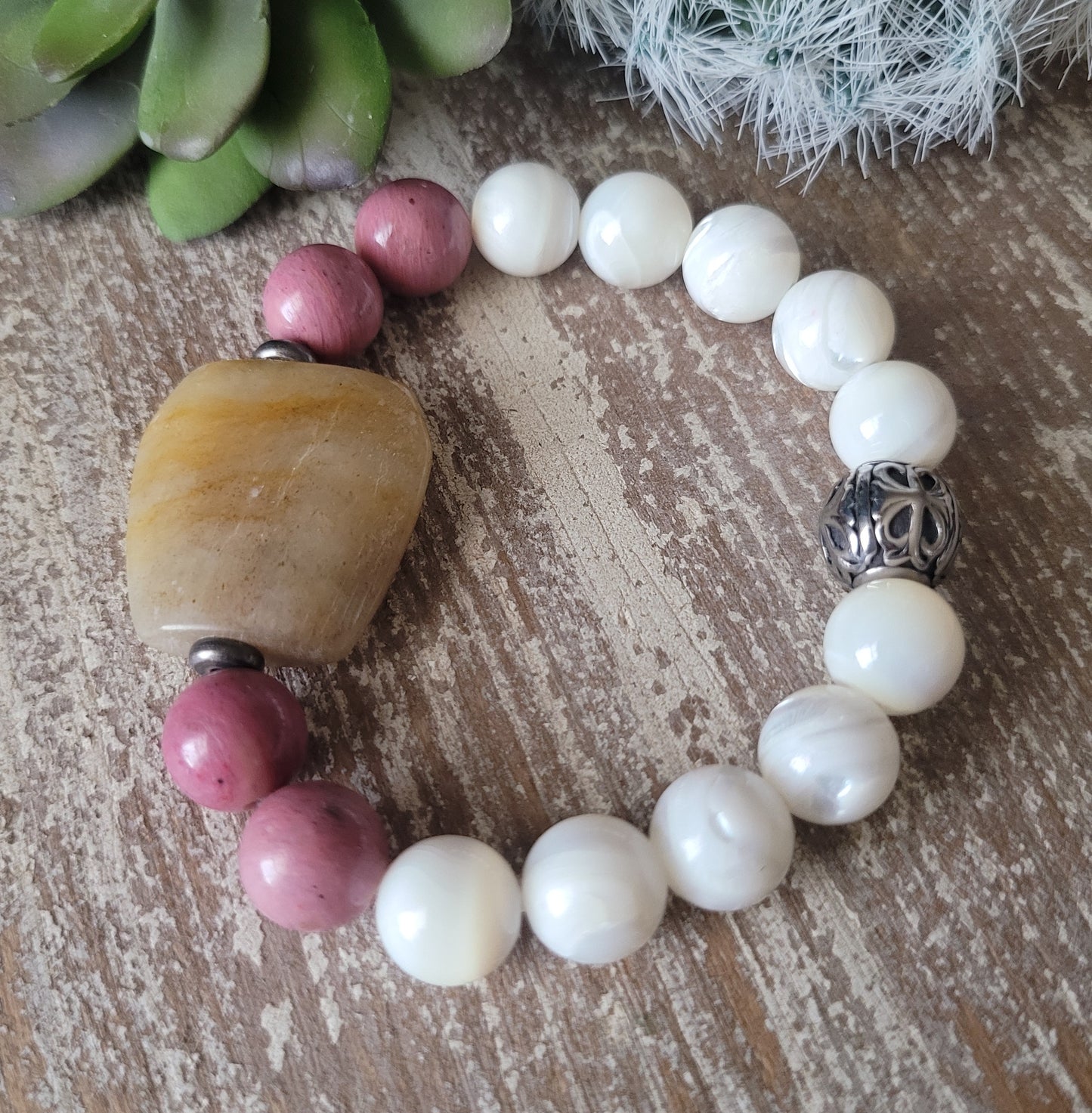Paper Roses boho chic elasticized/stretch bracelet, agate, rose pink Rhodonite, mother-of-pearl with Renaissance bead