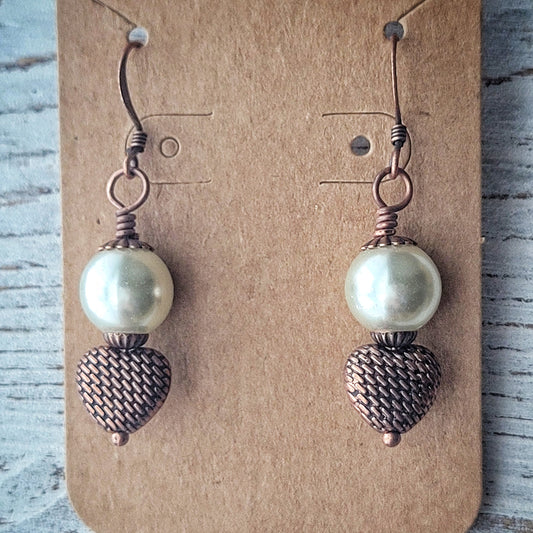 HEARTS AND PEARLS EARRINGS, Majorca pearls and copper basket weave heart bead boho earrings