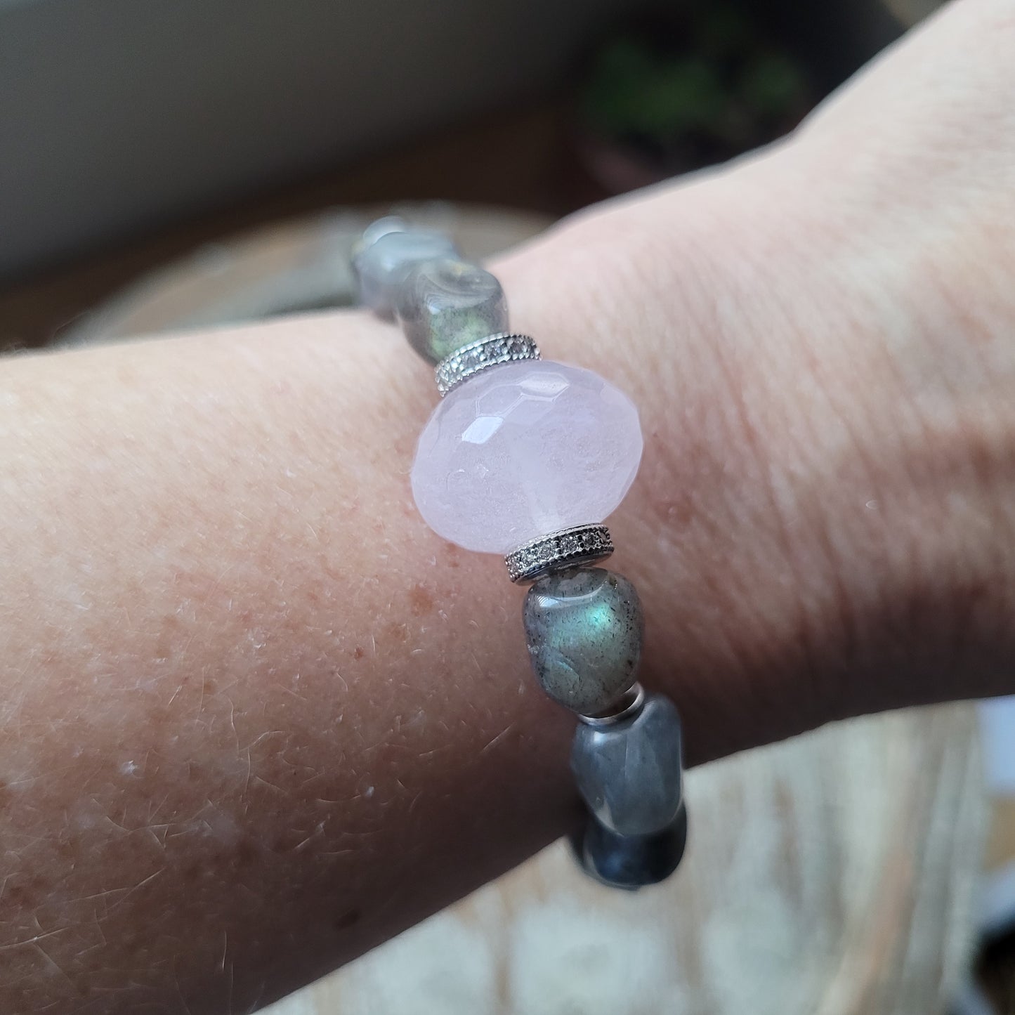 Rose Quartz & Labradorite Crown bracelet