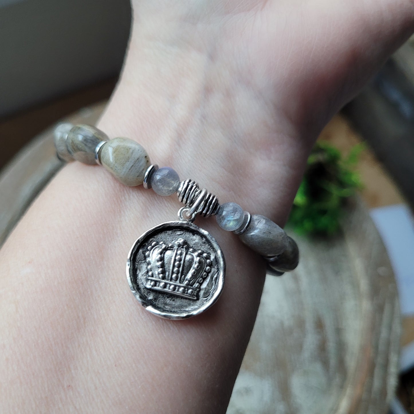 Rose Quartz & Labradorite Crown bracelet