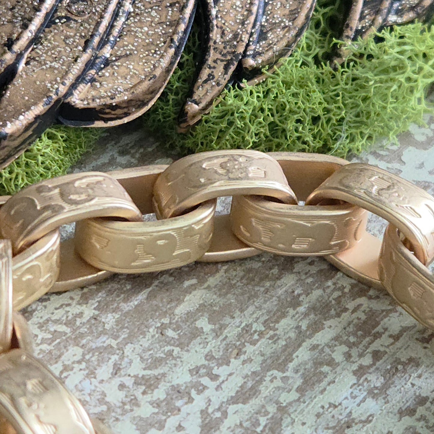 Heavy Link Chain Bracelet w/Old World Boho Crown Heart