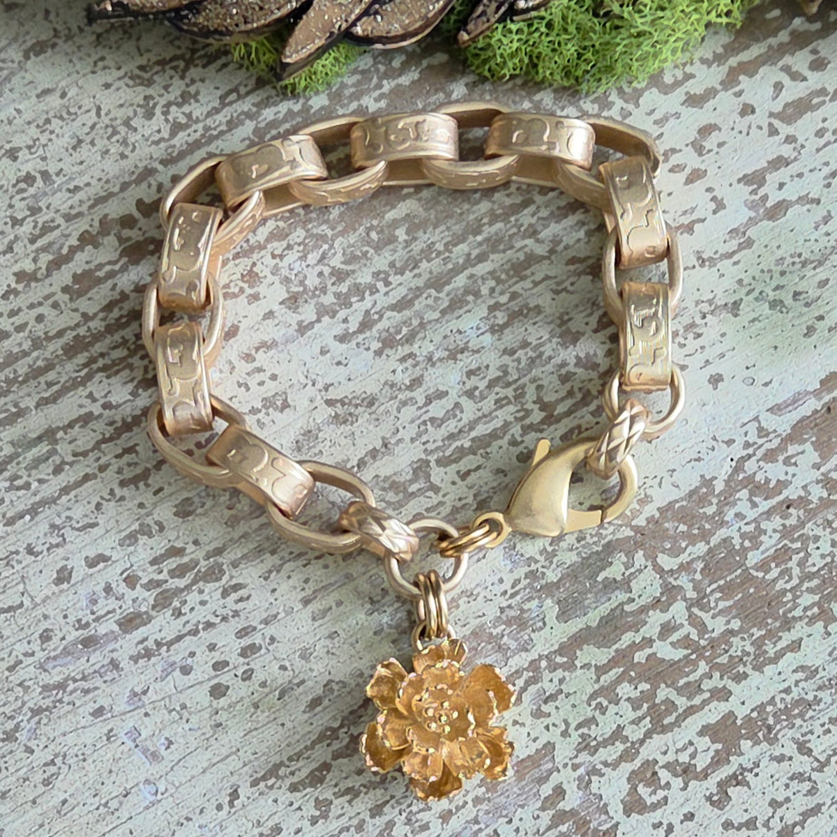 Heavy Link Chain Bracelet w/ Flower charm